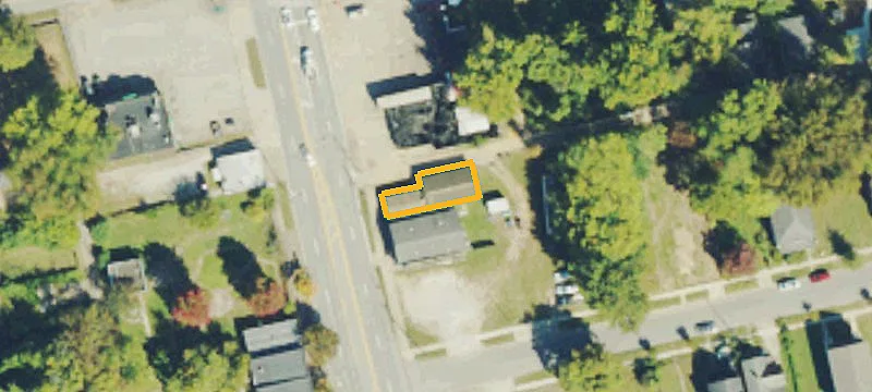 916 Hal Greer Blvd