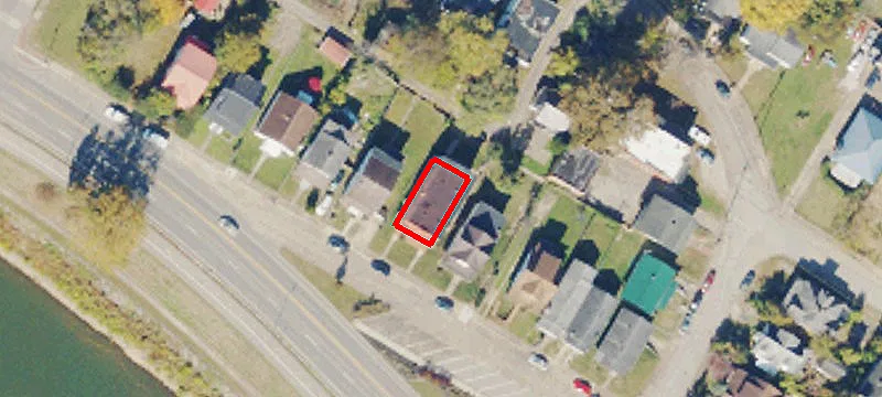 916 Kanawha W Blvd