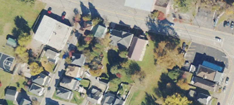 607 Pike St