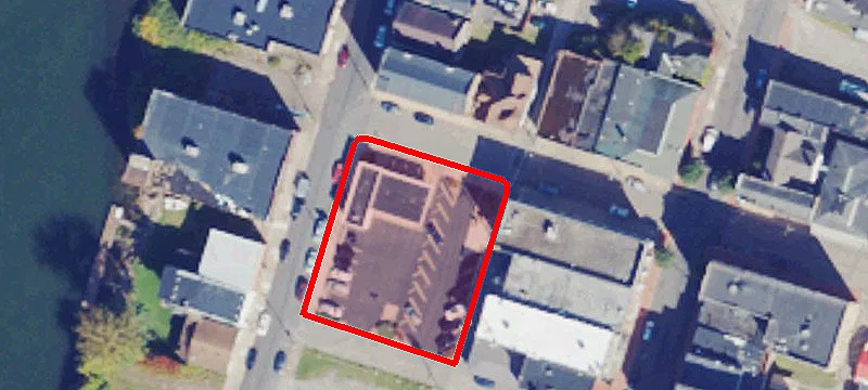 746 Main St