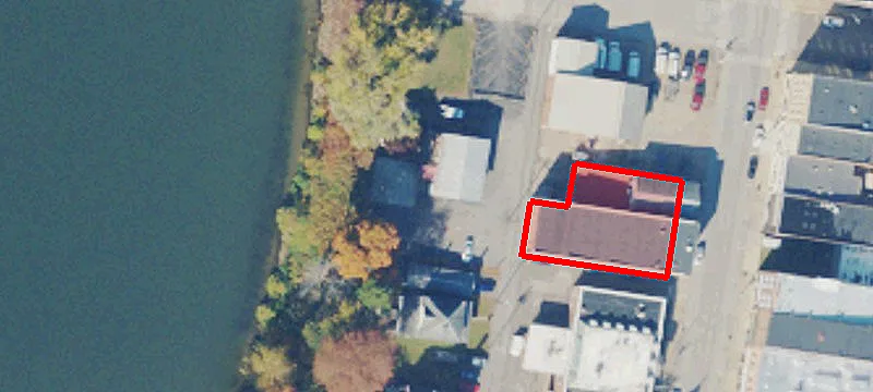 251 Riv Ln