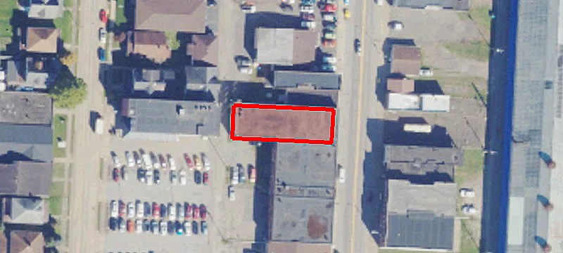3151 Main St