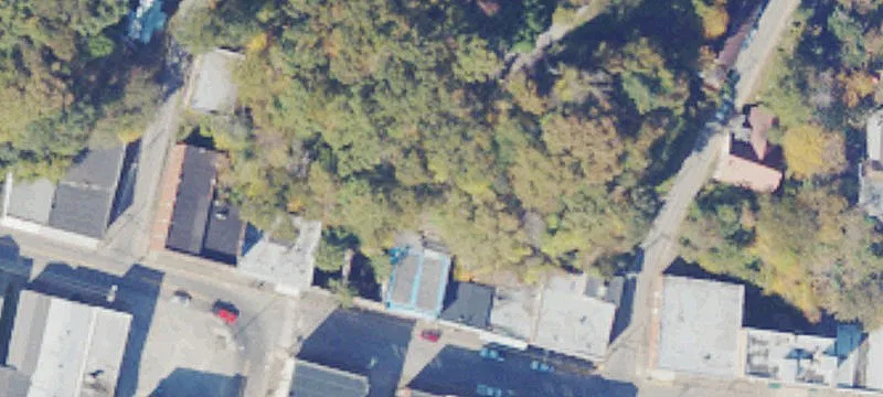 211 Main St