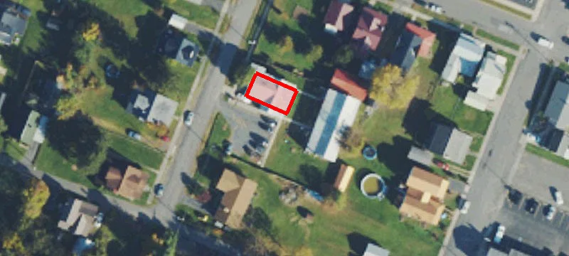 150 Bolton St