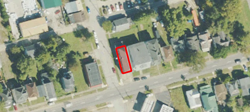 652 Adams Ave