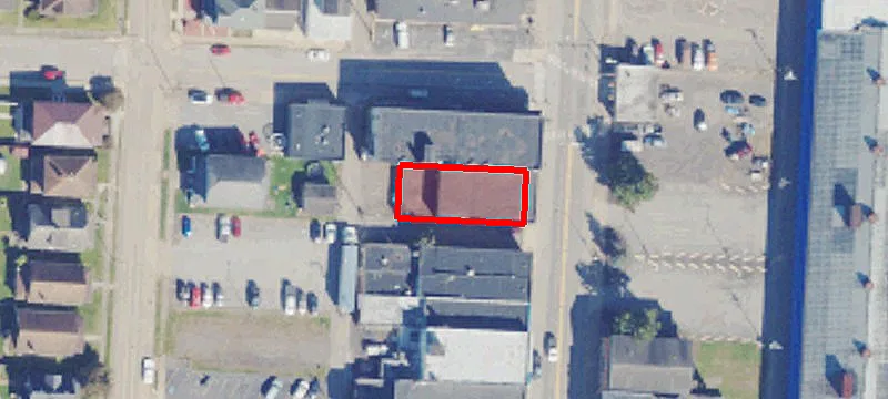3105 Main St