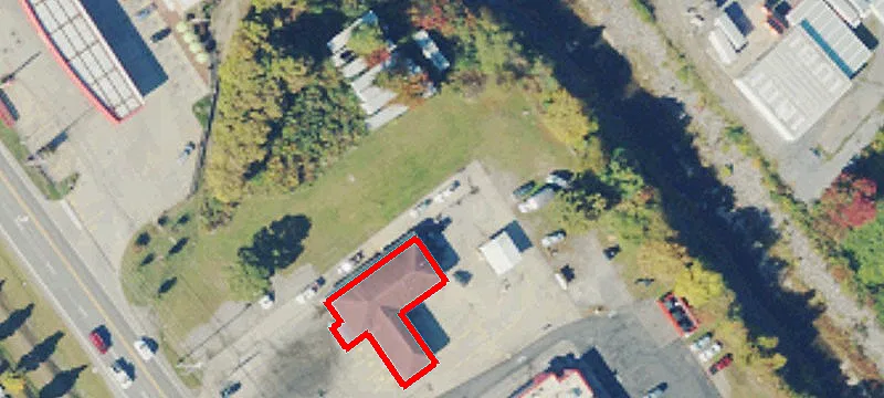 1404 Eisenhower Dr