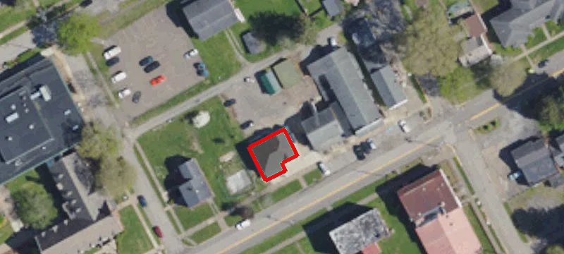 206 Main St