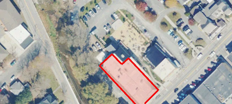 14 Main St