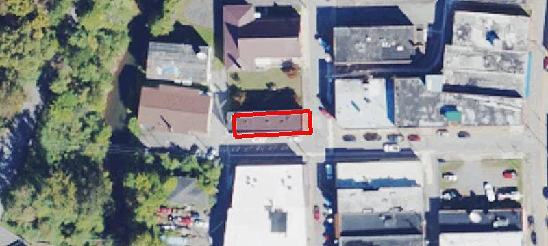 300 Howard Ave