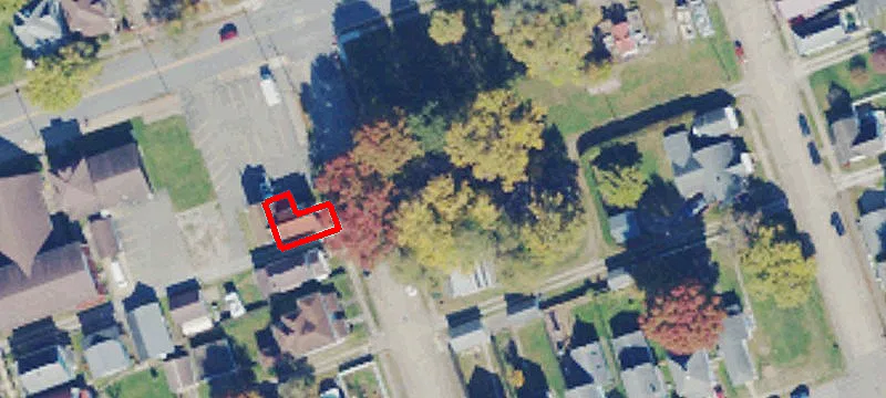 102 Hickory Ave