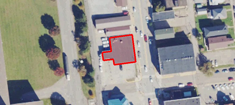 1005 Main St