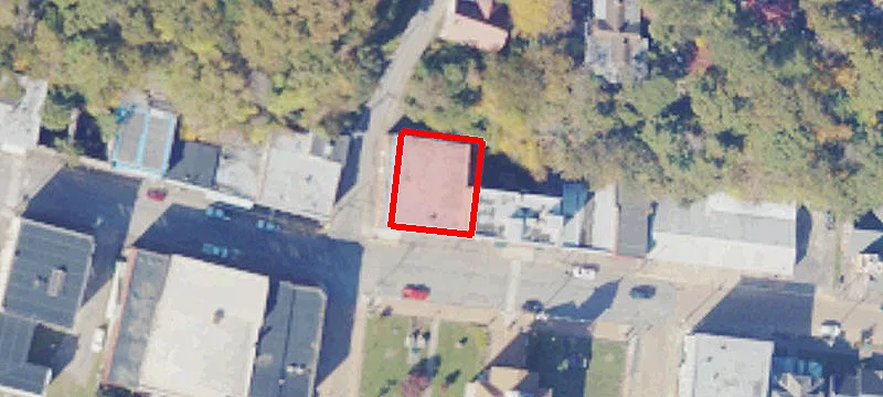 303 Main St