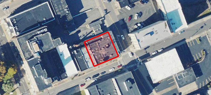 105 Main St