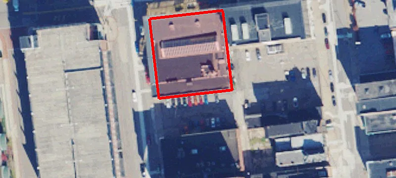 1410 Main St