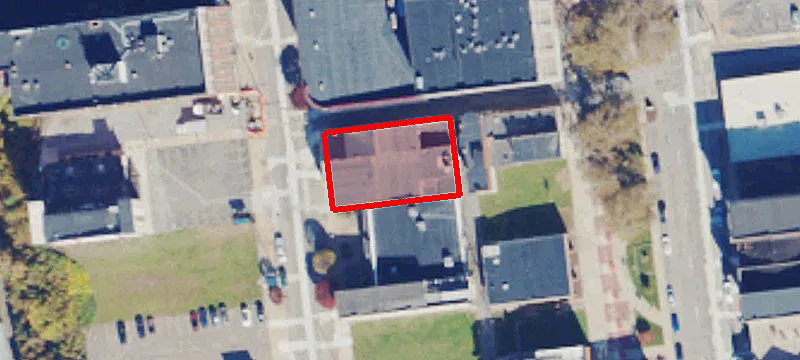 1040 Main St