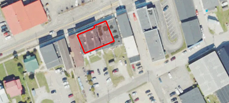 2755 Main St