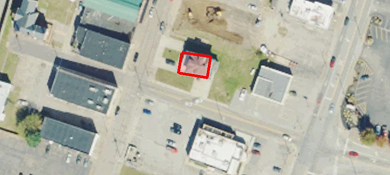 300 Main St