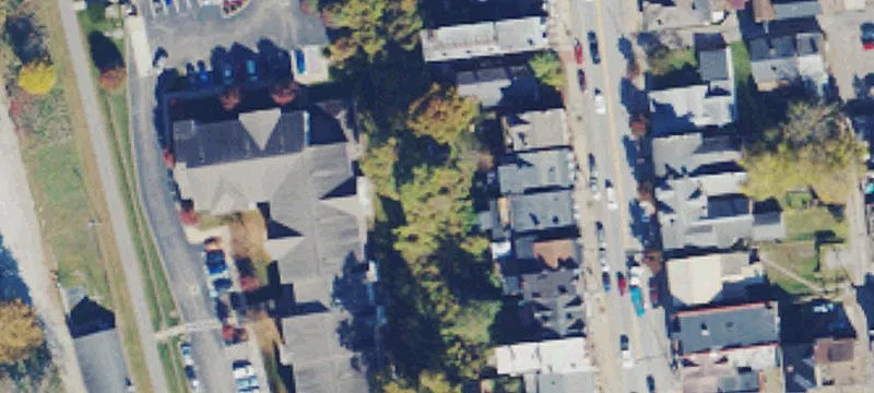 635 Main St