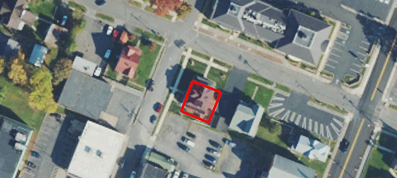 90 Rosemary Ln