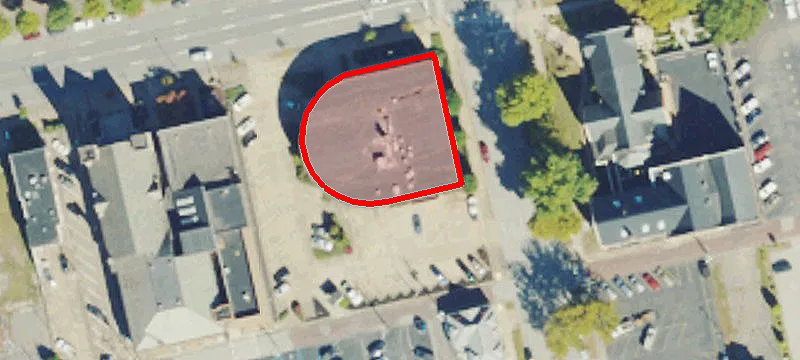 1049 5th Ave