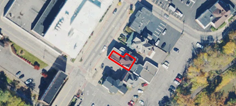 66 High St