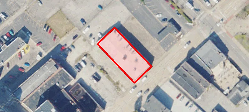 211 Leon Sullivan Way