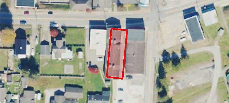 608 Main St