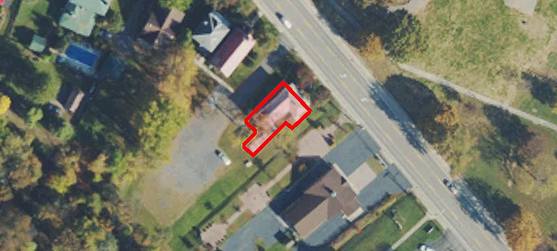 332 Main St