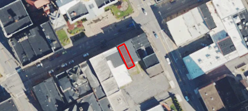 228 Adams St