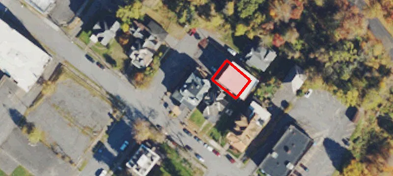 315 1st St