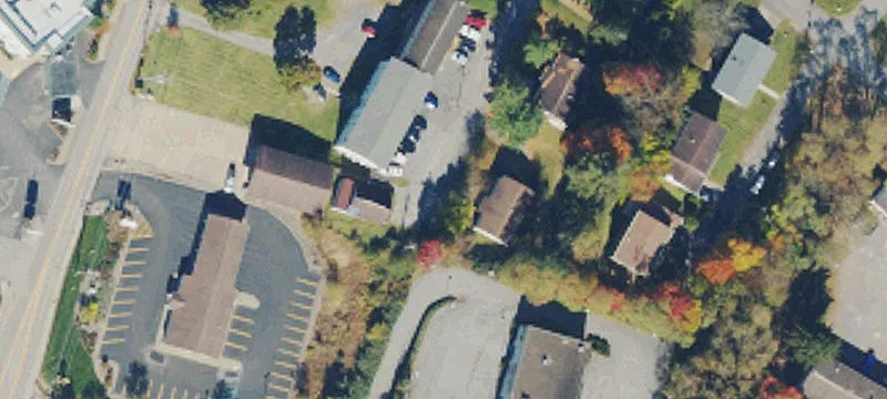 1305 Perry Ave