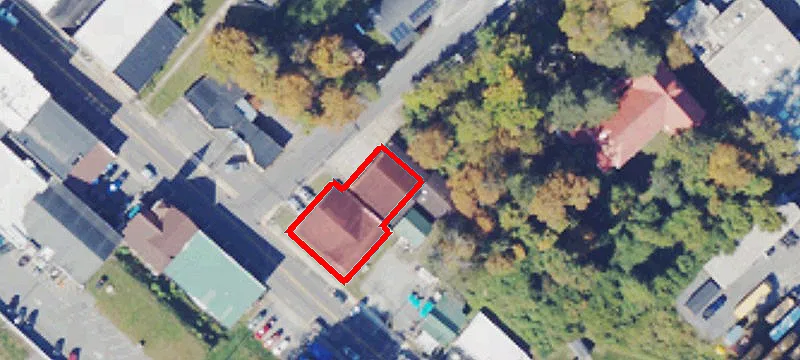 102 Fayette Ave