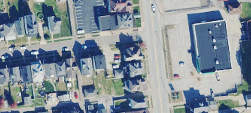 2011 Warwood Ave