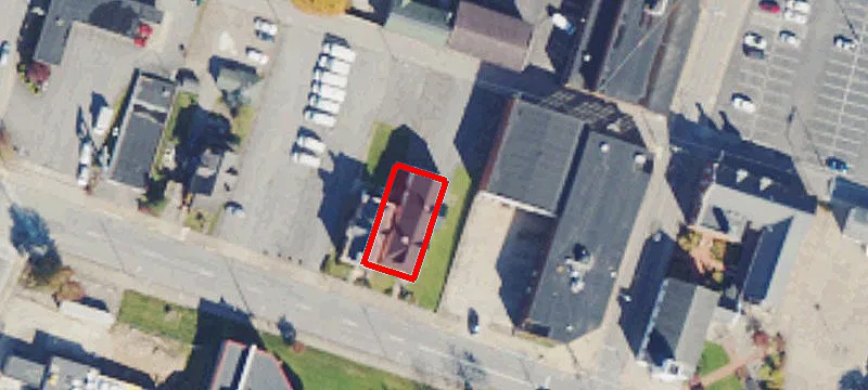 516 Main St