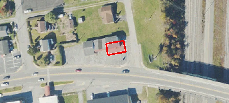 100 Straley Ave