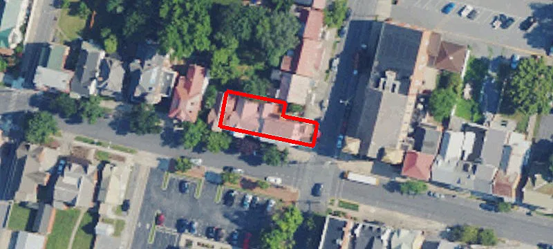 100 Maple Ave