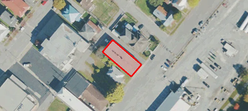 704 3rd Ave