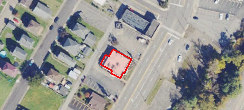 4015 Main St