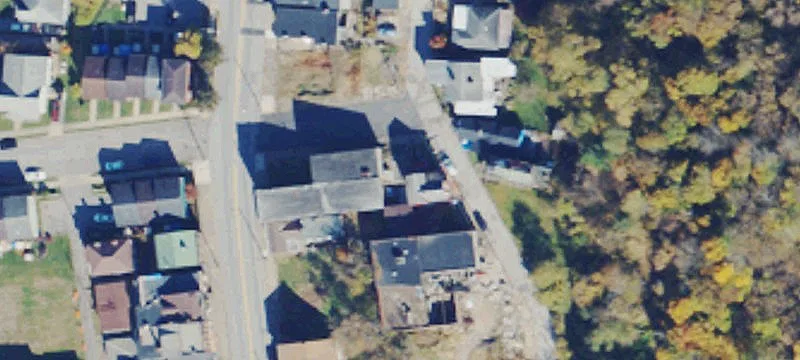 30 3rd St