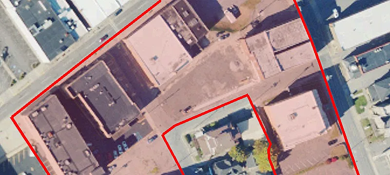 109 Woodlawn Ave