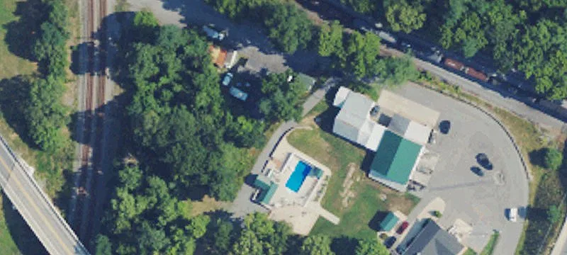 321 Adams St