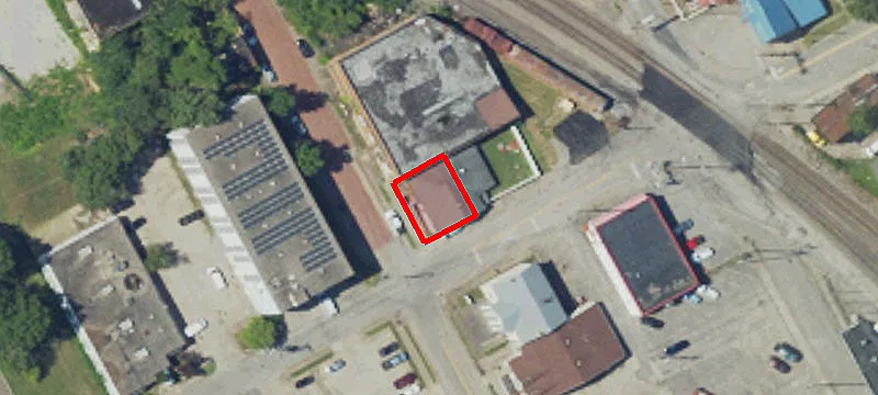 202 2nd Ave
