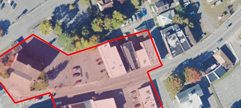 143 Main St