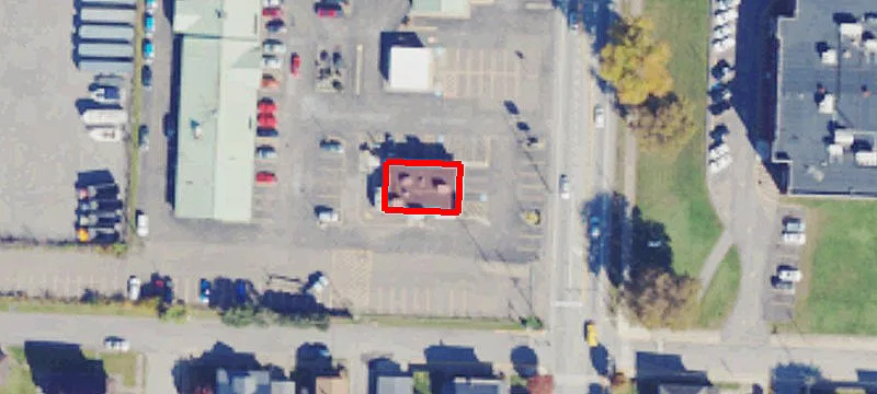 1403 Main St