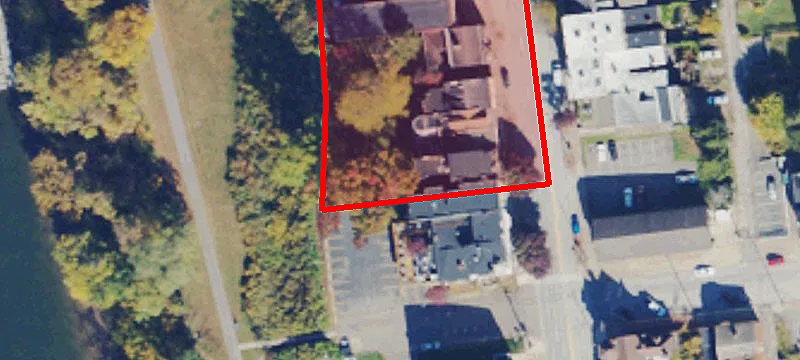 745 Main St