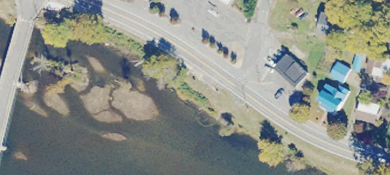 104 Riverview Ave