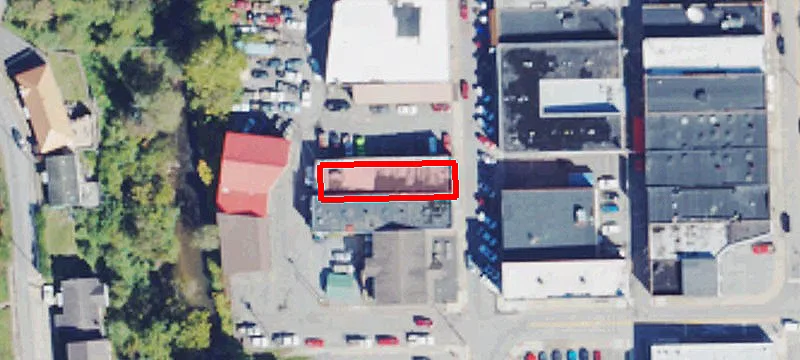 206 Howard Ave