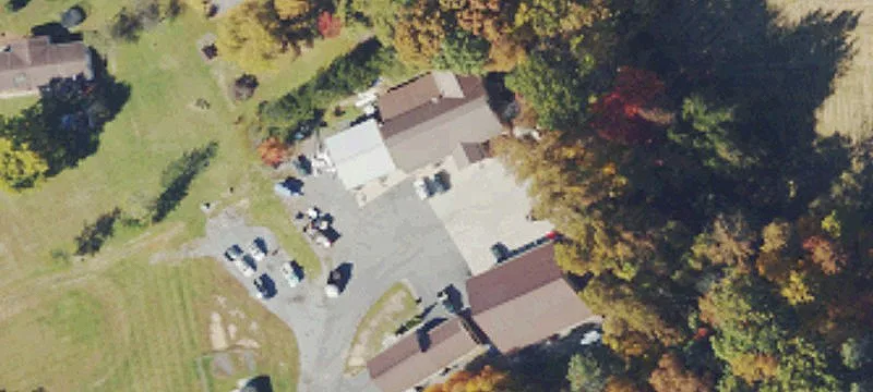 421 Fuss Crk Ln