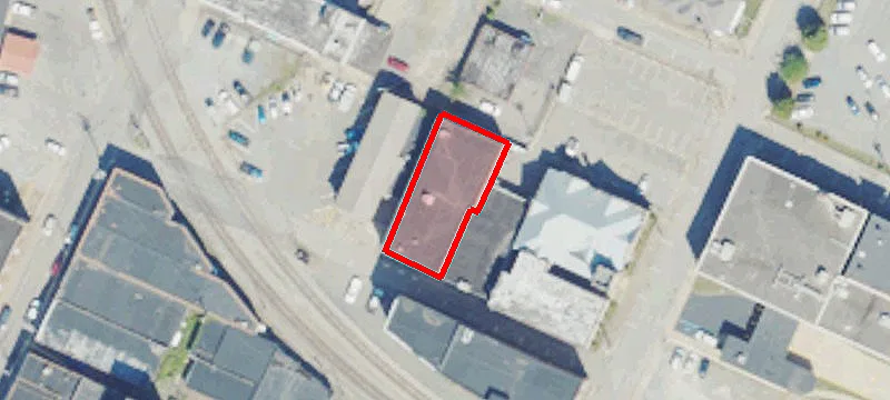 11 White St